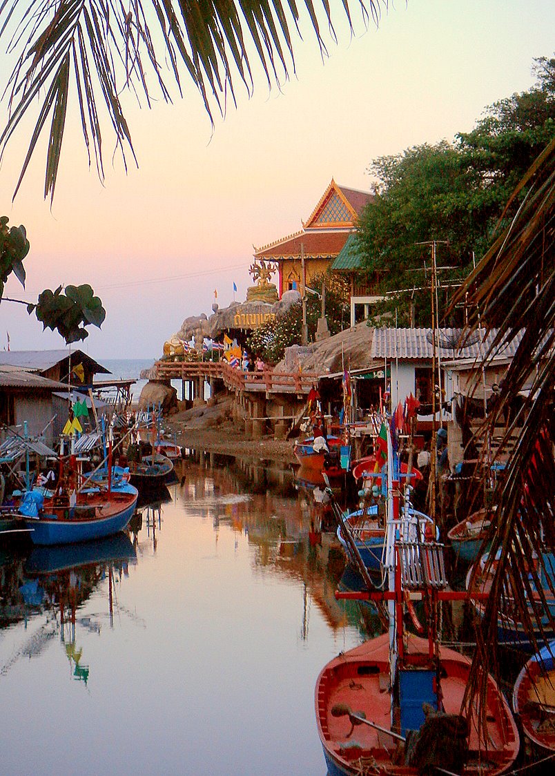 Khao Tao Fishing Village